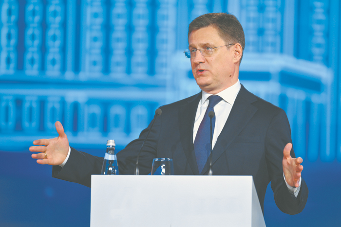 Правительство возвращается к практике ручного управления топливным рынком