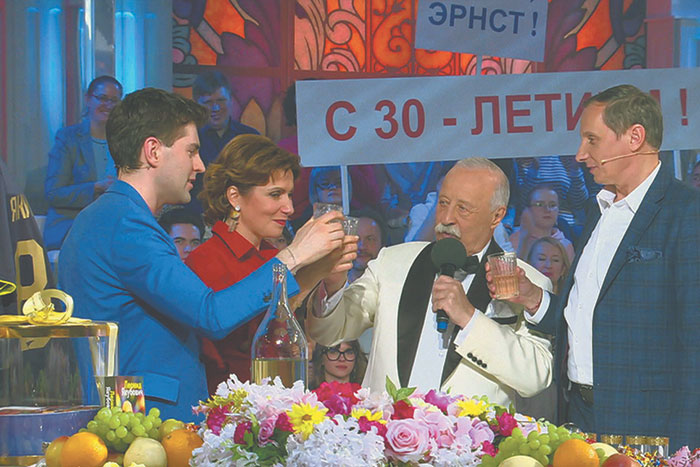 2. Первый отметил 30-летие многомесячным спецпроектом