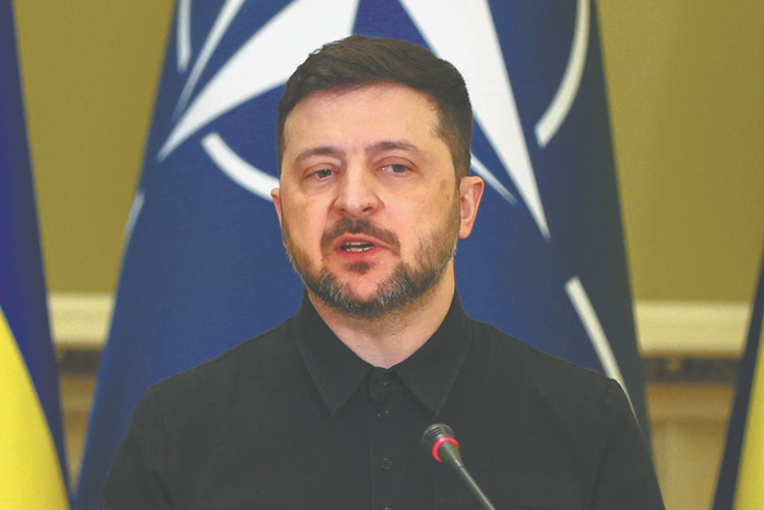 Зеленский приписал Вашингтону тезис о первоочередности прекращения огня