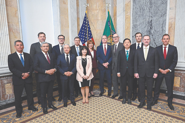 Вашингтон не справляется с зависимостью от редкоземельных металлов из КНР