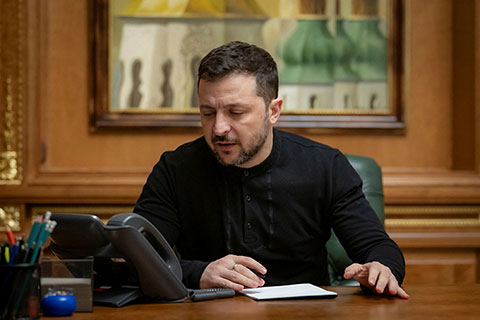 Зеленский доложит Трампу планы "глубинных" ударов по России
