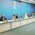 Партия власти надувается за чужой счет