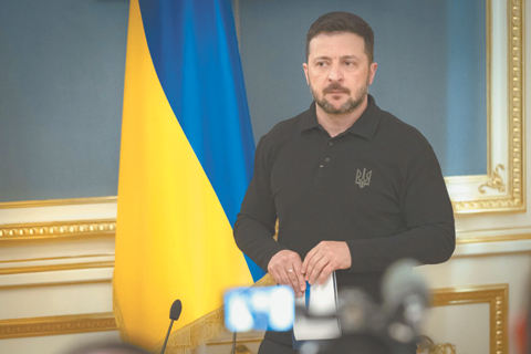 Украинские власти хотят создать центры национального сопротивления