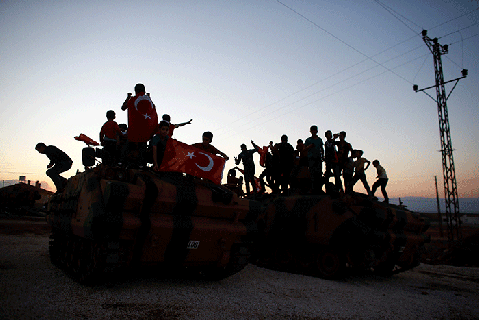 Близкие к Турции группировки не могут поделить власть в Сирии