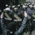 Оппозиция прицелилась в охранников Ярослава Качиньского Оппозиция прицелилась в охранников Ярослава Качиньского