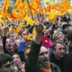Украинцы чувствуют себя более счастливыми накануне майданов и революций
