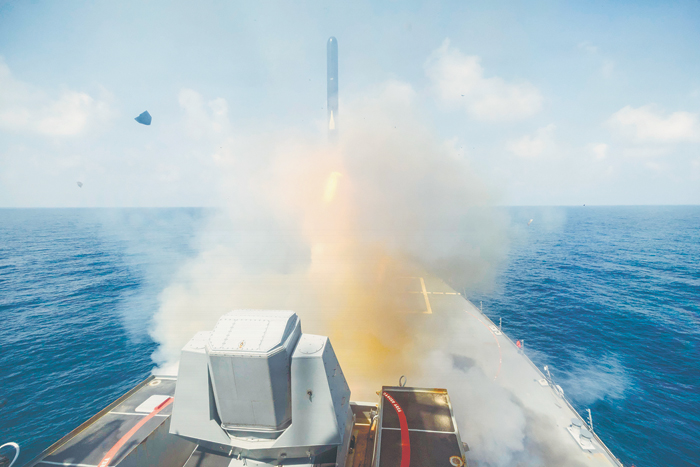 У Белого дома появилась главная война