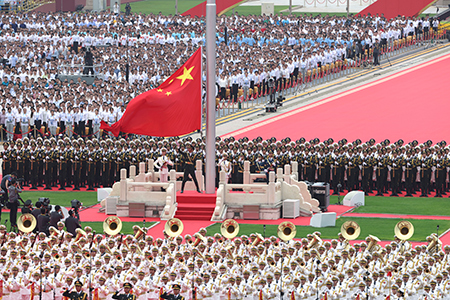 О консолидации власти Си Цзиньпином при помощи мотива противостояния внешним и внутренним врагам и угрозам