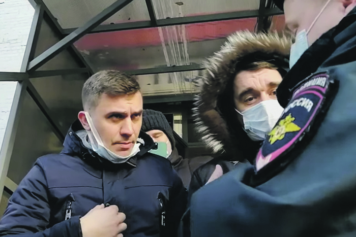 Левые пытаются вернуться на улицу в обход Навального