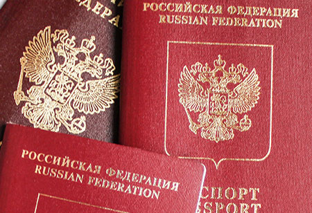 В Киргизии усложнили правила пребывания для граждан России...