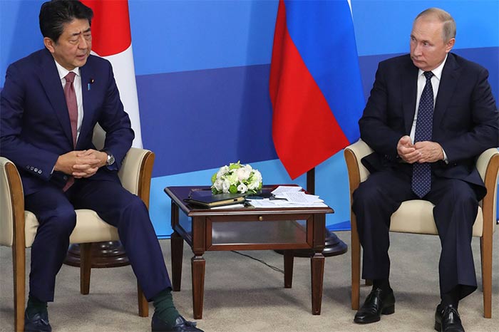 Япония и Россия обречены на бесконечные консультации по Курилам 
