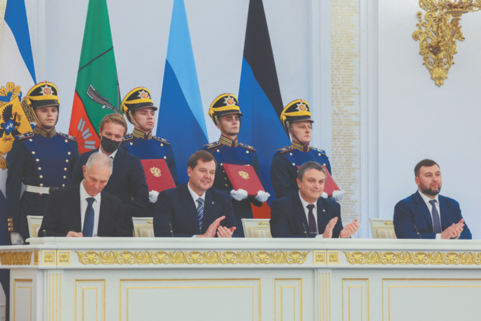 Запорожская и Херсонская области будут спецсубъектами России