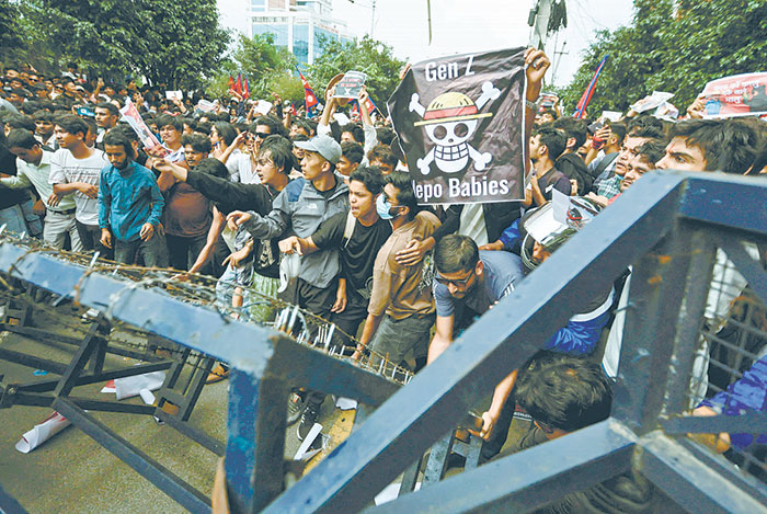 5. В Непале и Мадагаскаре протесты поколения зумеров привели к смене власти