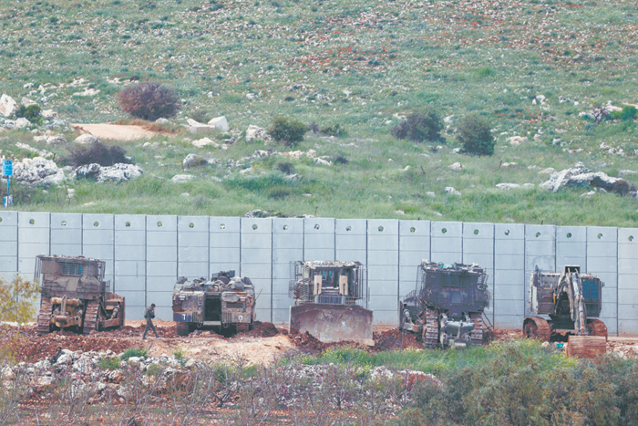 "Хезболла" угрожает Бейруту переворотом