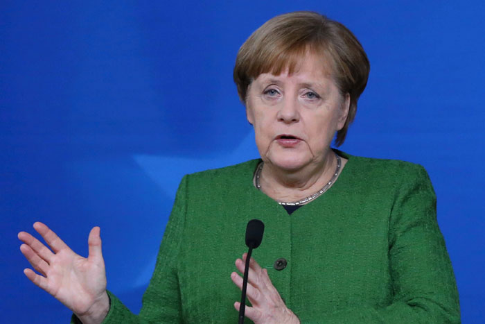 Русофобия не украсит  "эру Меркель"