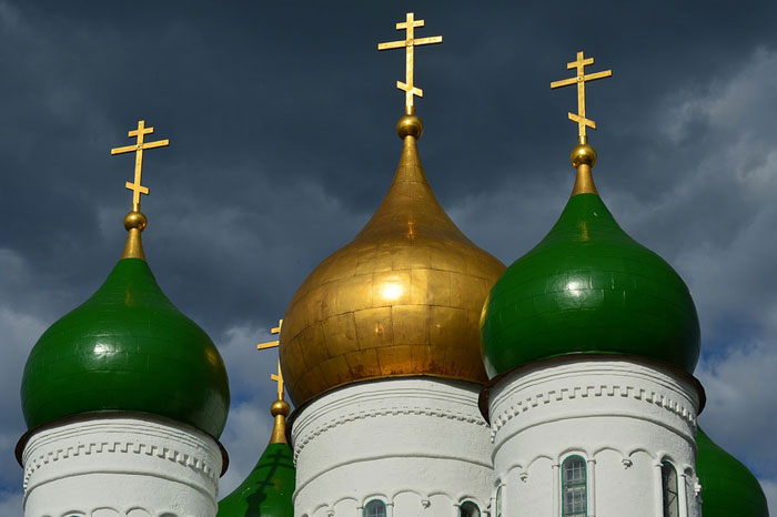 Спасение от тюрьмы через покаяние перед церковью