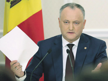 Правительство Молдавии бойкотирует президента