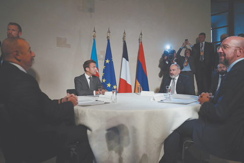 Цена мирного договора – существование Нагорного Карабаха