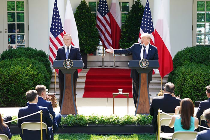 Трамп рассчитывает на успех "друга Дуды" на выборах