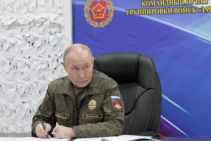 Путин не увидел на Украине политического руководства...