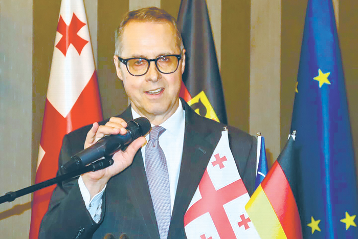 "Грузинской мечте" привиделся иранский кошмар