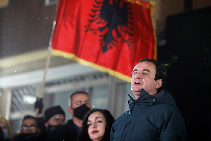Радикалы снова рвутся к власти в Косово