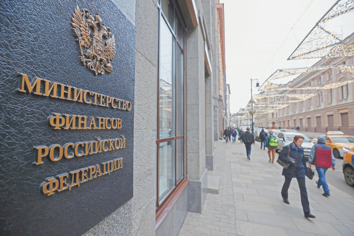 Правительство получит право увеличивать свои расходы в обход Госдумы