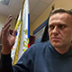 Кремль все-таки поставил Навального рядом с Путиным...