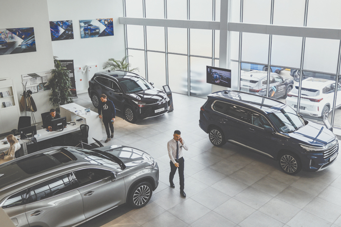 Авторынок сохранил в июне 25-процентный спад