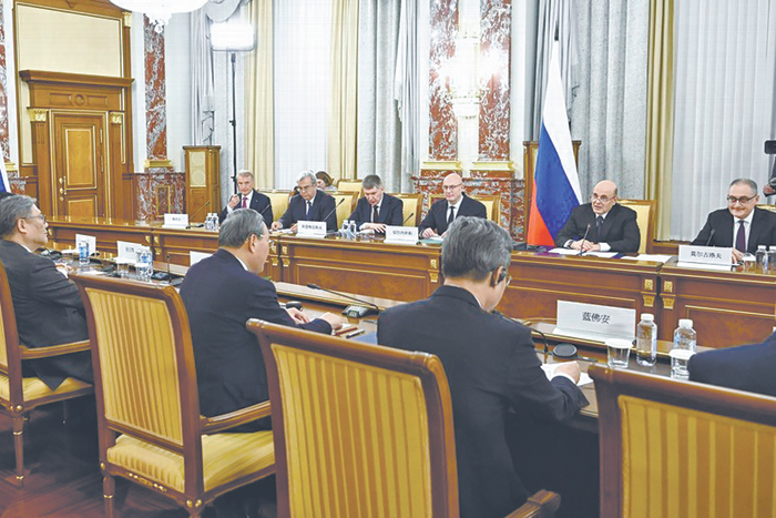 Мишустин проводит заседание Совета глав правительств стран ШОС