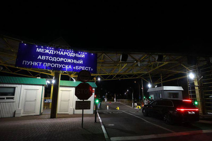 Польша открыла границу с Белоруссией для Китая