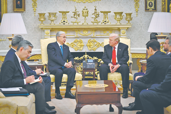 Фото недели. Трамп нашел общий язык с главами стран Центральной Азии 