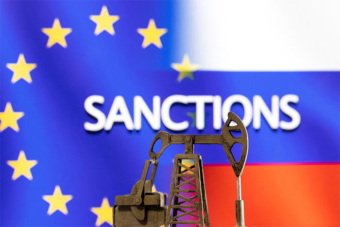 Санкционный самострел: антироссийские ограничения дестабилизируют Запад