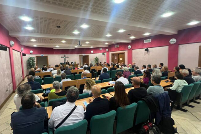 Трудящиеся Ватикана пожаловались на угнетение