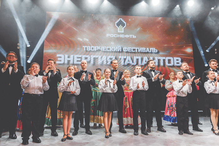 Хор Сретенского монастыря с аншлагом выступил в Оренбурге 