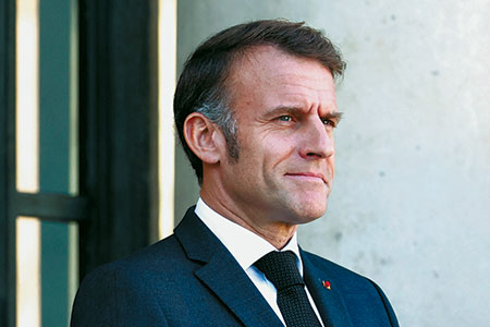 Долгая агония макронизма