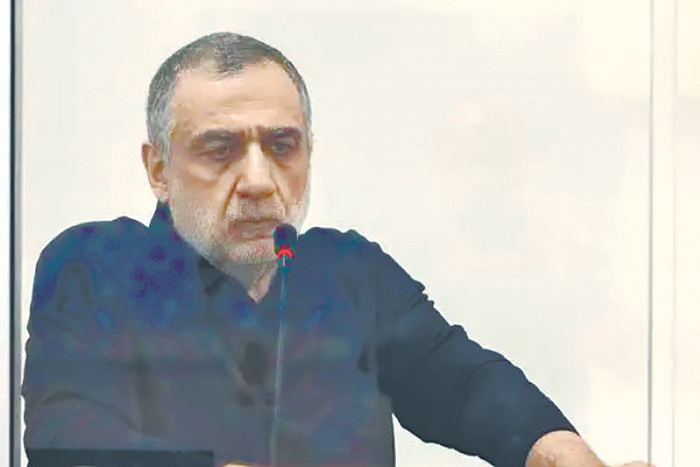 Армению окружили "спасатели"