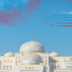 Арабское небо раскрасили российским триколором
