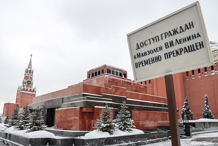Кто поднимает тему захоронения "кровавого террориста"