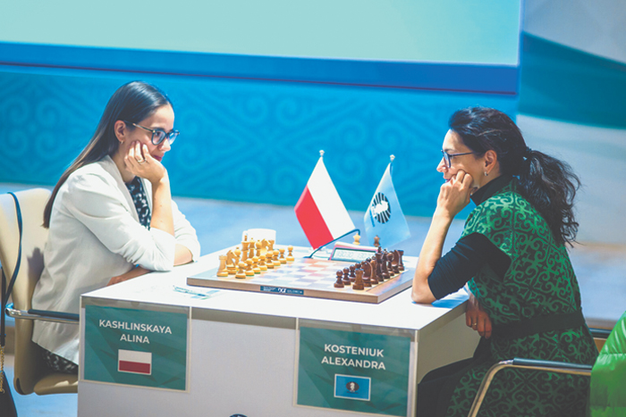 На мировую авансцену выходят женские шахматы