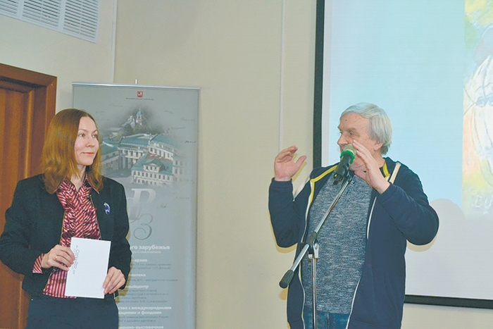 С широкой кистью в руке