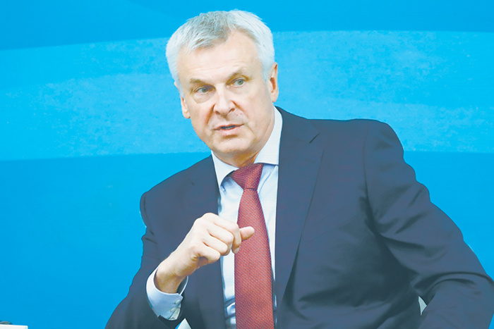 Губернатору Магаданской области Сергею Носову – 65 лет