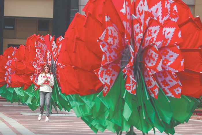 Россияне высоко оценили стабильность Белоруссии, Казахстана и Узбекистана