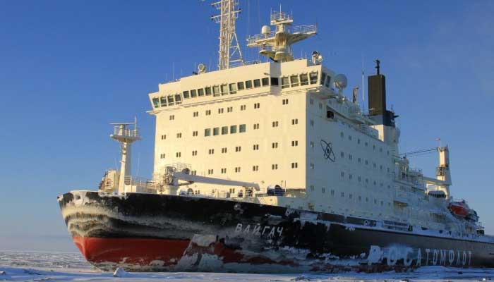 Ледоколы Росатома расчистили Северный морской путь 