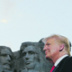 Трамп хочет превратить суд над собой в суд над своими обвинителями Трамп хочет превратить суд над собой в суд над своими обвинителями