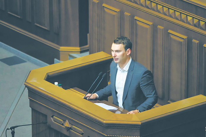 В Киеве предлагают укрепить власть Залужным