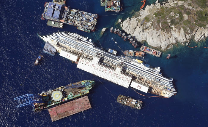 Италия, лайнер, Costa Concordia