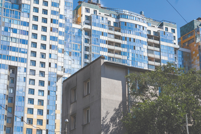 Квадратными метрами обзаводятся бедные и богатые