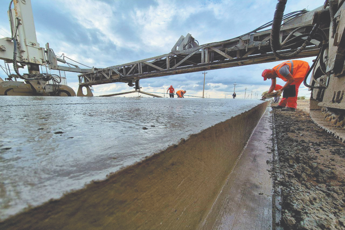 Дорожному бюджету нашли цементобетонный аргумент