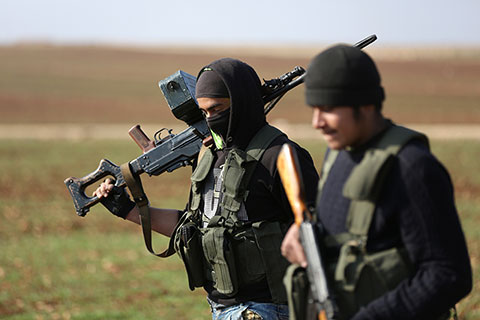 Сирийская армия встает под огонь турецкой спецоперации